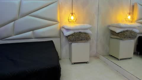 Laurent online show from December 16, 11:26 am