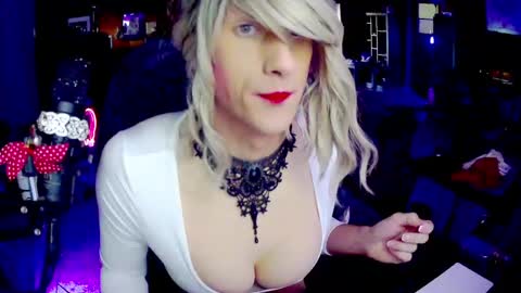 Lemon Stealing Whore online show from February 24, 2:48 pm