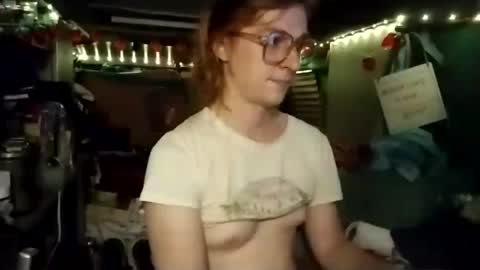 LesleyGumGrass- The Boring Trans girl online show from July 7, 6:47 am