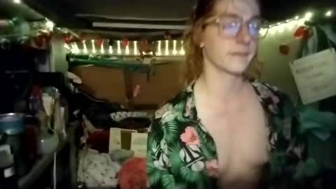 LesleyGumGrass- The Boring Trans girl online show from July 11, 4:06 am