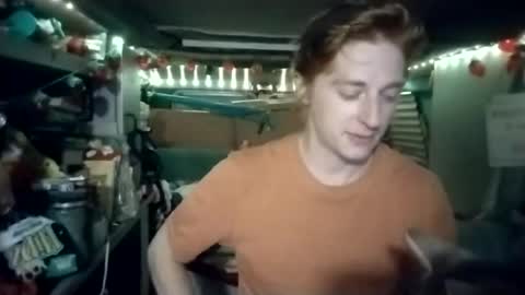 LesleyGumGrass- The Boring Trans girl online show from July 28, 3:24 am