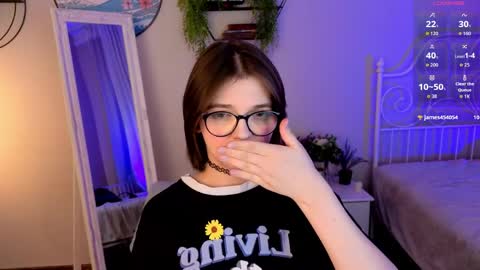 letoria_notley online show from May 2, 9:20 pm