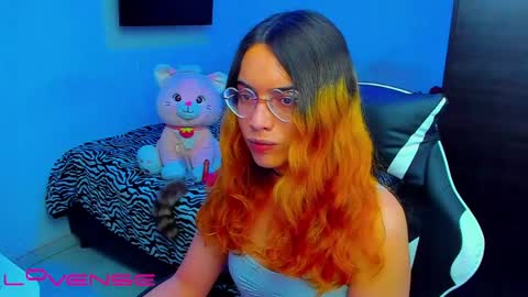 Lilly3 online show from May 1, 3:55 am