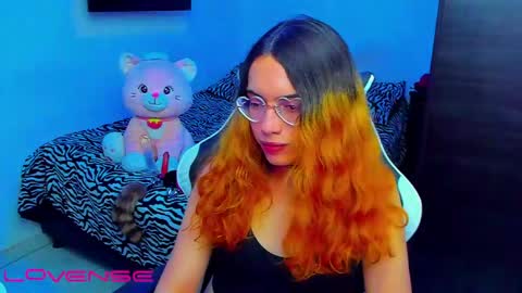 Lilly3 online show from May 4, 3:55 am