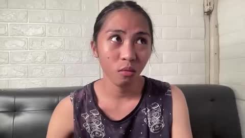 Snapshot of linaslayer chatting on December 10, 10:16 am Lexi online show from December 10, 10:16 am