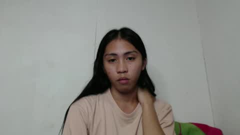 Snapshot of linaslayer chatting on December 12, 5:59 pm Lexi online show from December 12, 5:59 pm