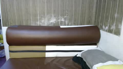 Snapshot of linaslayer chatting on January 29, 8:08 am Lexi online show from January 29, 8:08 am