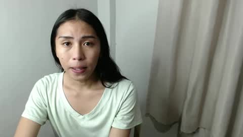 Snapshot of linaslayer chatting on February 21, 11:01 am Lexi online show from February 21, 11:01 am