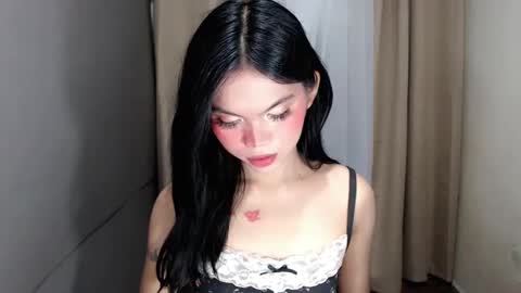 littlelace_ online show from March 8, 1:56 am