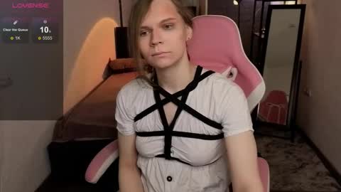 Avery online show from March 9, 10:57 pm