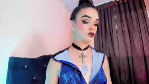 lesly lorena online show from March 14, 10:35 pm