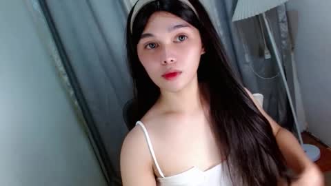 louilalicious online show from November 2, 1:31 pm