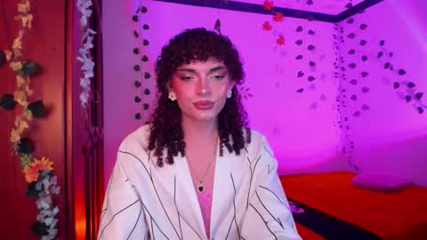 Lucy or Lucian 3 Come to my social Links3   online show from March 4, 2:18 am