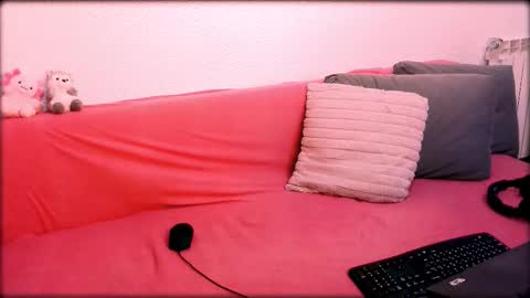 lurosincubus online show from December 3, 7:29 pm