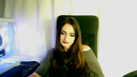 Lizzie online show from March 28, 7:49 pm