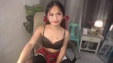 Cutie Yassie online show from February 24, 7:07 pm