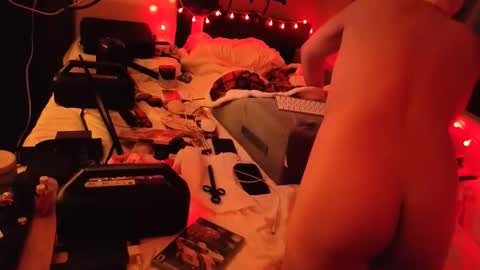 mac1119 online show from February 2, 5:50 am