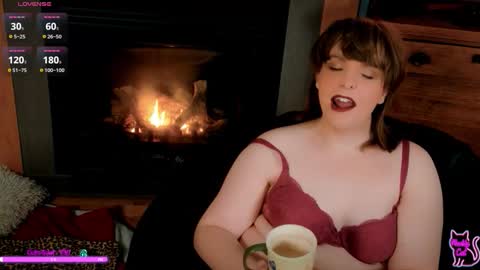 Maddy Cat online show from November 25, 9:17 pm