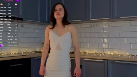 Madelina online show from June 4, 7:33 am