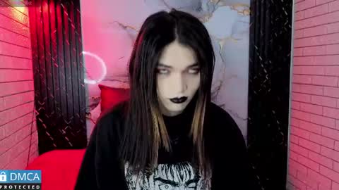 maevekuro online show from June 29, 3:21 am