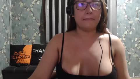 Snapshot of maffilicious_xxx chatting on February 28, 8:28 pm maffilicious_xxx online show from February 28, 8:28 pm