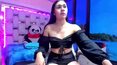 mahiara hot online show from June 10, 3:00 pm
