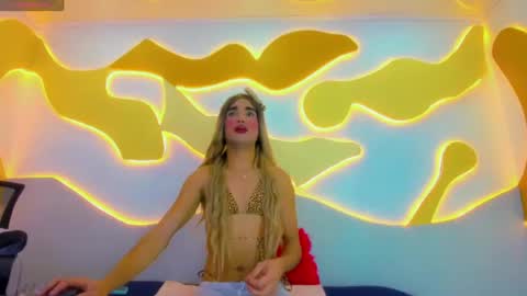 maitecandyxx online show from July 3, 1:17 pm