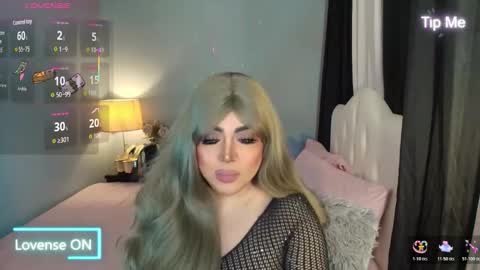 majestydannaxx online show from December 15, 4:08 am