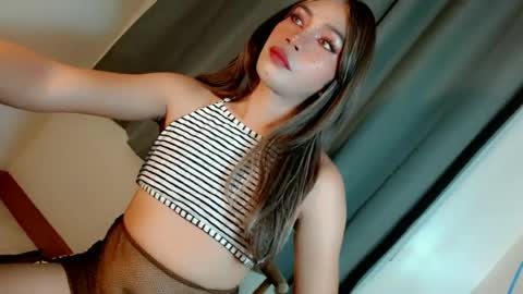 Reyn online show from June 19, 5:50 pm