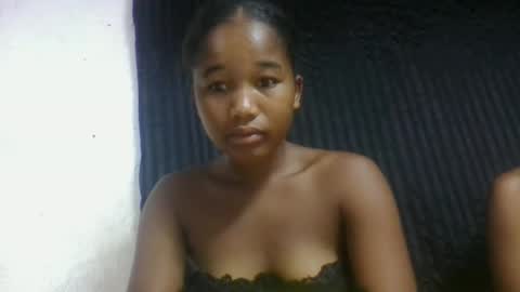 mamieriela online show from February 8, 3:18 pm