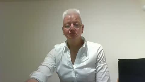 mandywinger online show from August 9, 5:18 pm