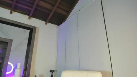 Marihana online show from May 4, 11:37 am