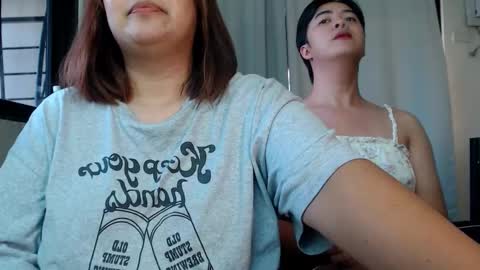 Snapshot of marikosue01 chatting on February 3, 8:57 am marikosue online show from February 3, 8:57 am