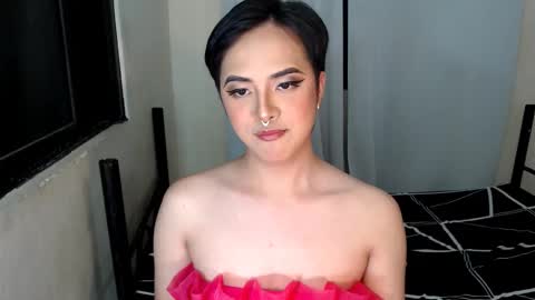 Snapshot of marikosue01 chatting on February 14, 1:08 pm marikosue online show from February 14, 1:08 pm