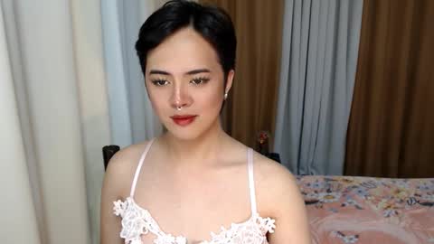 Snapshot of marikosue01 chatting on February 24, 11:54 am marikosue online show from February 24, 11:54 am