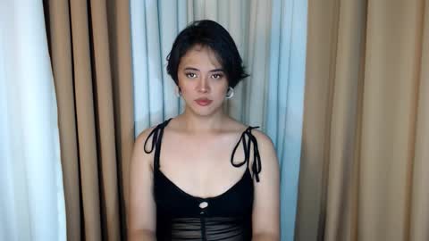 Snapshot of marikosue01 chatting on October 13, 2:17 pm marikosue online show from October 13, 2:17 pm