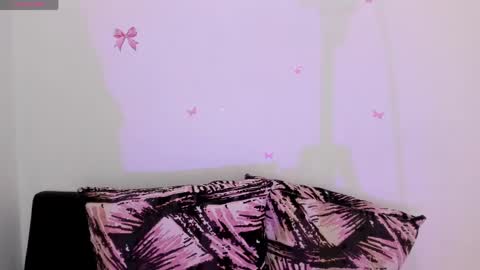 Marilyn online show from April 27, 4:00 am
