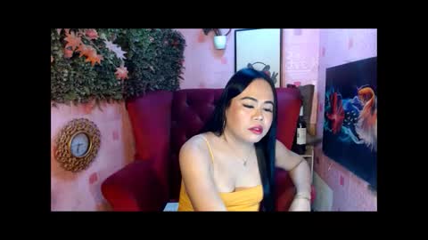 LEAH online show from November 22, 12:56 am