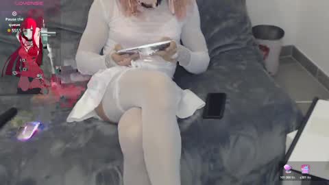 LooLa online show from January 25, 11:24 am