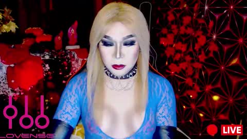 THE QUEEN ALPHA   Queen Medusa Prey online show from November 25, 9:39 pm