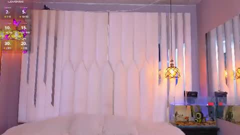 megan do santos online show from July 15, 8:25 pm