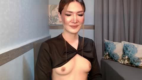 Megan online show from May 1, 9:19 pm