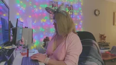 Melody online show from January 15, 4:49 pm