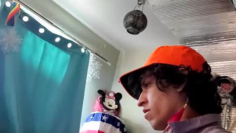 Snapshot of merelyalover chatting on January 11, 11:35 pm gurlnips online show from January 11, 11:35 pm