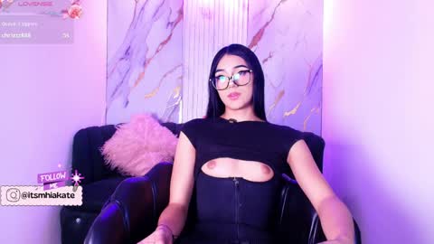 Mhia Kate online show from April 27, 12:25 pm