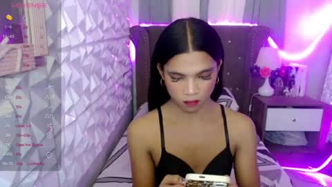 miamalkovax online show from June 13, 6:30 pm