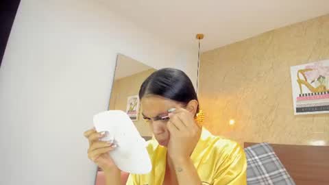 Miia online show from July 7, 11:14 am