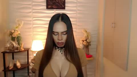 Mistress MikeyAlawi online show from December 5, 3:44 pm
