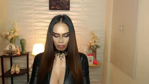 Mistress MikeyAlawi online show from December 23, 3:01 pm
