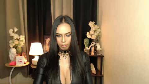 Mistress MikeyAlawi online show from January 31, 11:46 am